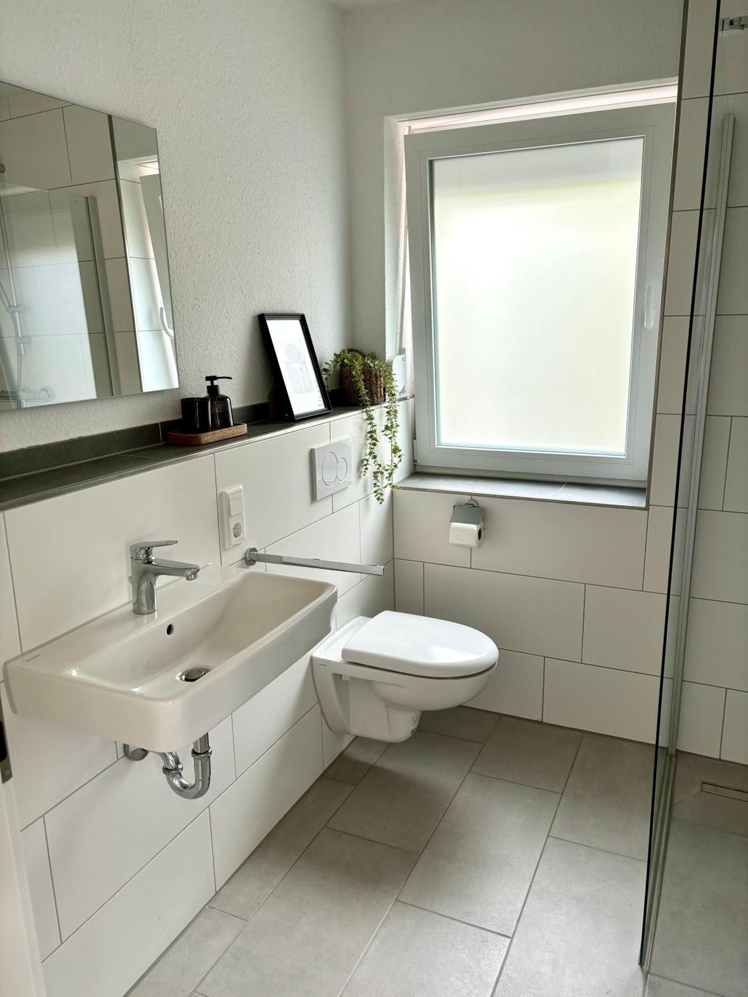 Home & Apart - Apartment Im Herzen Von Kreyenbrueck - Apartment 1 Oldenburg Luaran gambar