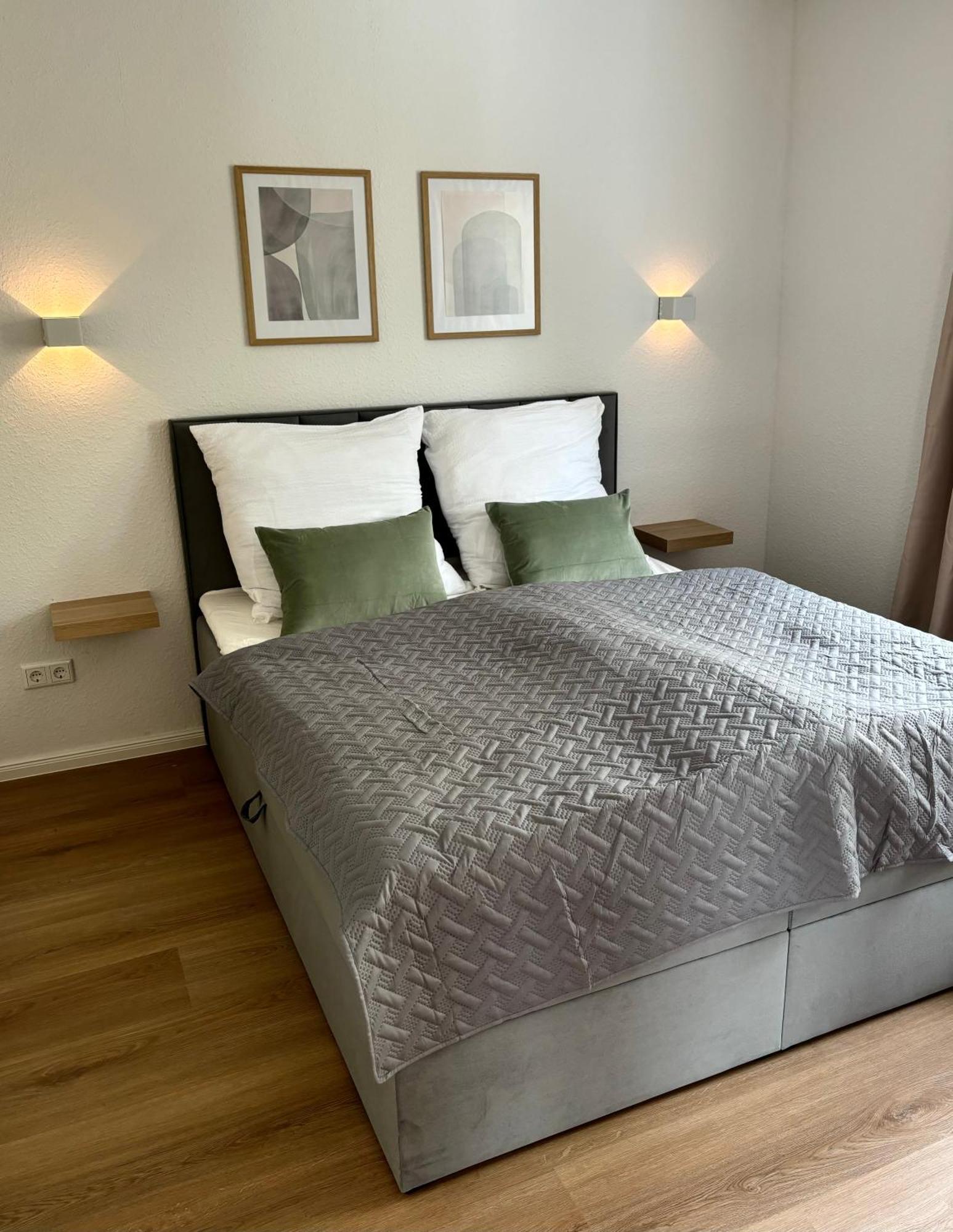 Home & Apart - Apartment Im Herzen Von Kreyenbrueck - Apartment 1 Oldenburg Luaran gambar